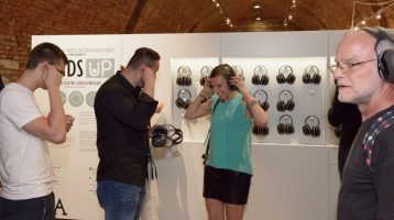 handsup_ausstellung_eroeffnung_1112-1024x683